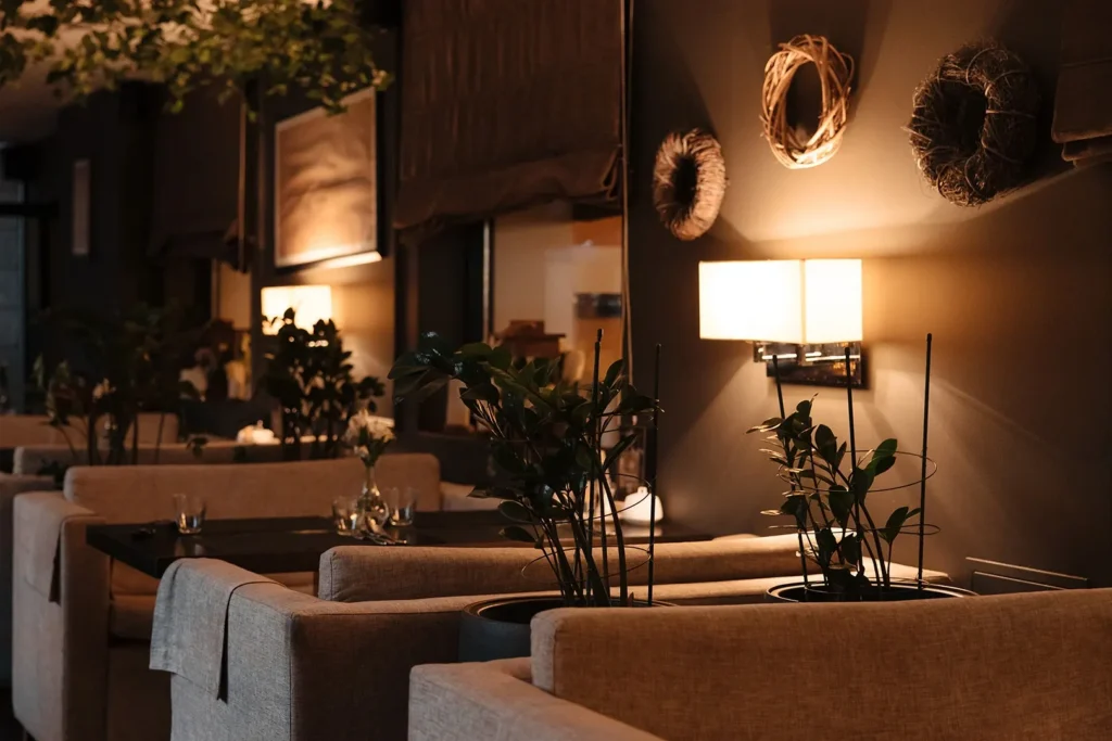 KEDR restaurant interior