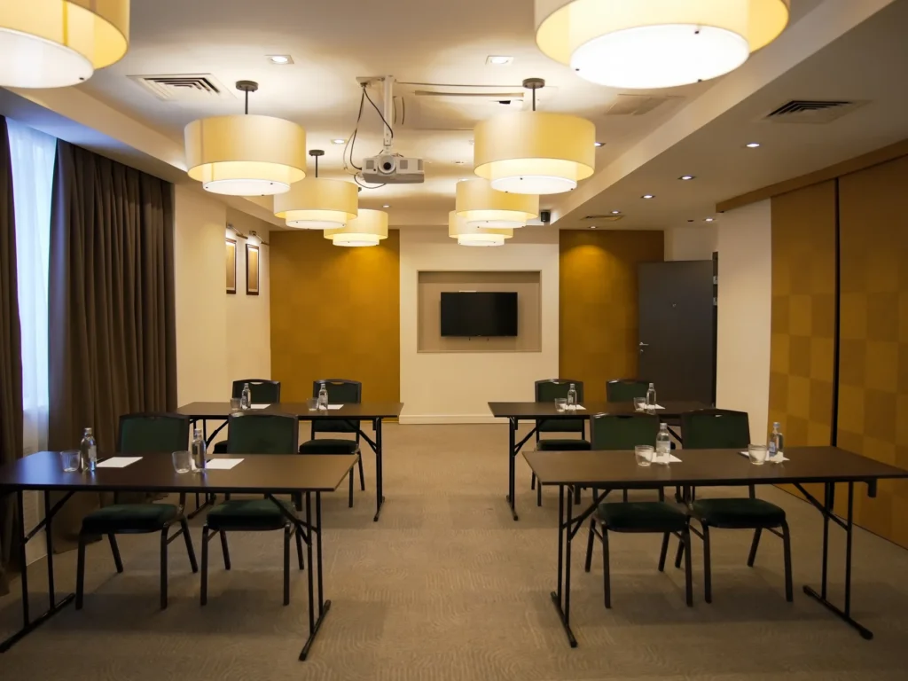 A conference room for events of every level and scale — image 1